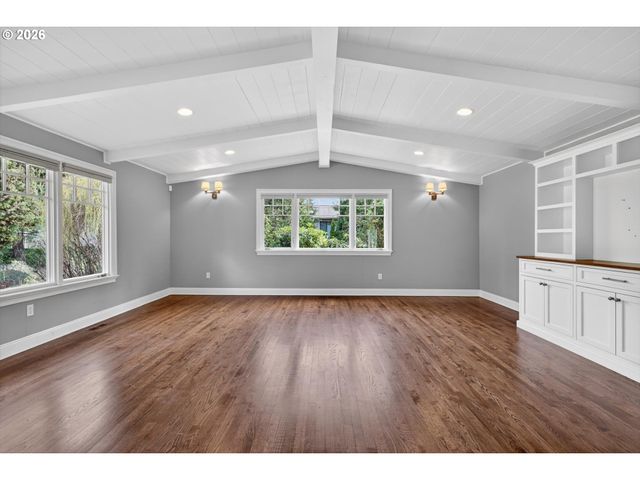 2628 GLENMORRIE Dr, Lake Oswego, OR 97034