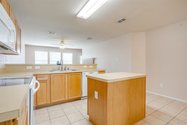 2123 Cedar Park Drive, Forney, TX 75126