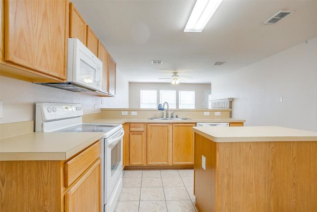 2123 Cedar Park Drive, Forney, TX 75126