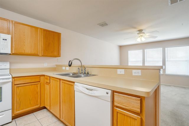 2123 Cedar Park Drive, Forney, TX 75126
