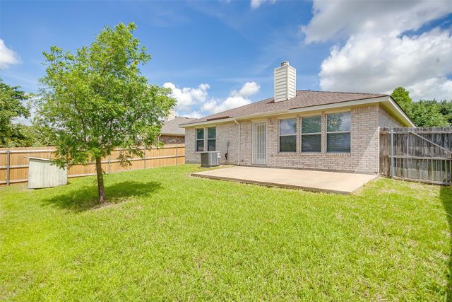2123 Cedar Park Drive, Forney, TX 75126