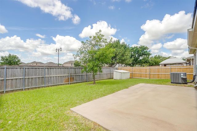 2123 Cedar Park Drive, Forney, TX 75126