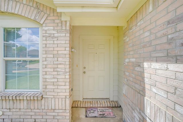 2123 Cedar Park Drive, Forney, TX 75126