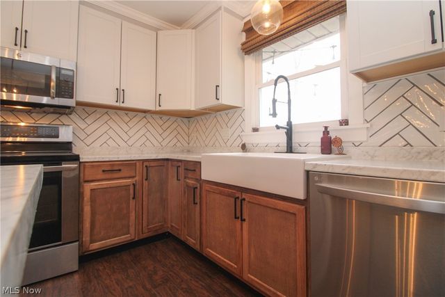 4775 Logan Arms Drive, Liberty, OH 44505