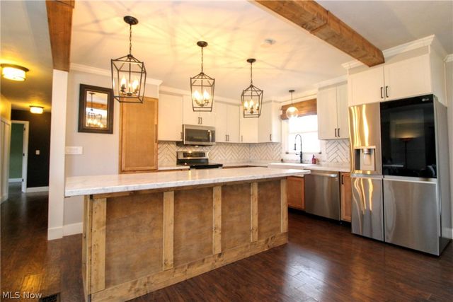 4775 Logan Arms Drive, Liberty, OH 44505