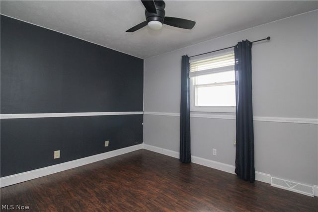 4775 Logan Arms Drive, Liberty, OH 44505