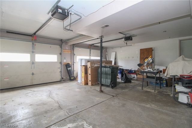 4775 Logan Arms Drive, Liberty, OH 44505