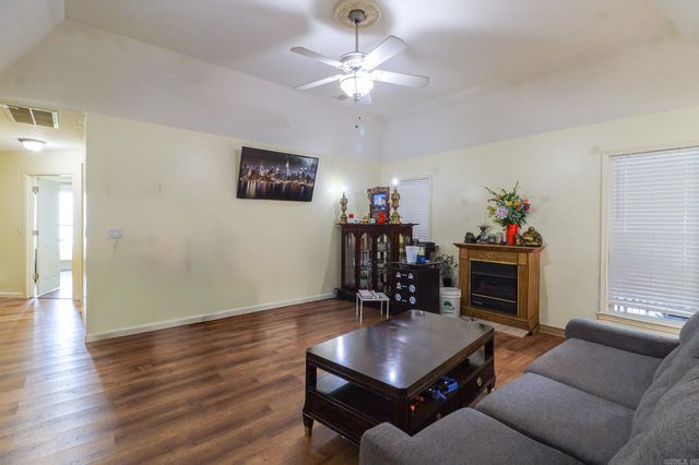 4714 Lonoke Lane, Jonesboro, AR 72401
