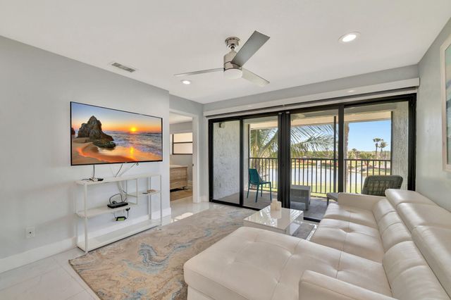 2400 S Ocean Drive V-326, Fort Pierce, FL 34949