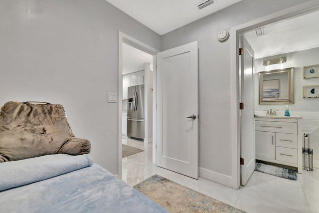 2400 S Ocean Drive V-326, Fort Pierce, FL 34949