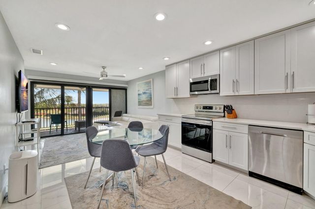 2400 S Ocean Drive V-326, Fort Pierce, FL 34949