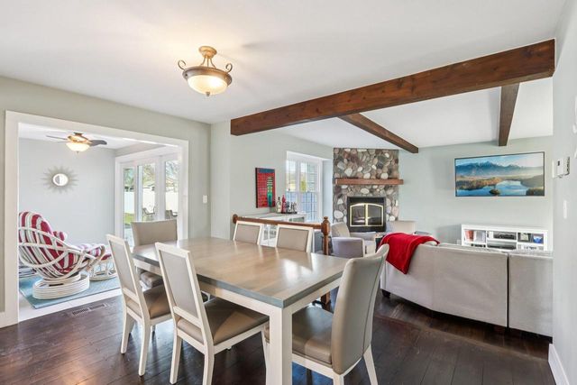 1254 Lambeth ROAD, Waukesha, WI 53189