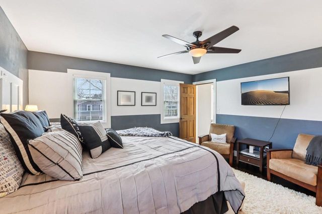 1254 Lambeth ROAD, Waukesha, WI 53189