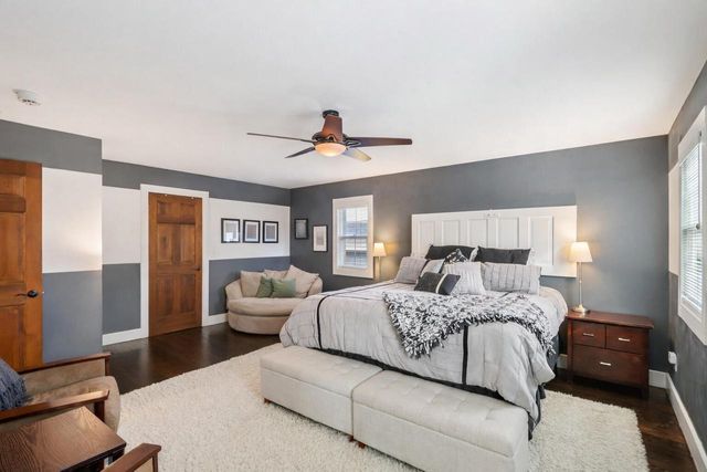 1254 Lambeth ROAD, Waukesha, WI 53189