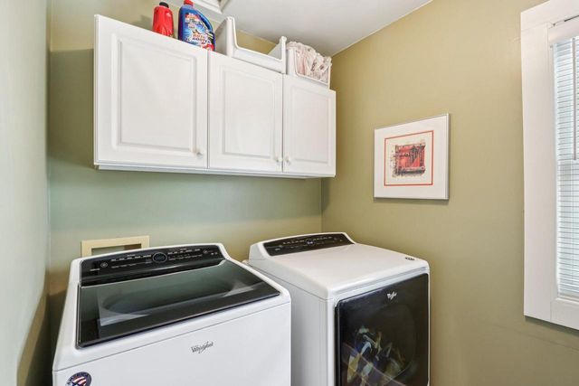 1254 Lambeth ROAD, Waukesha, WI 53189