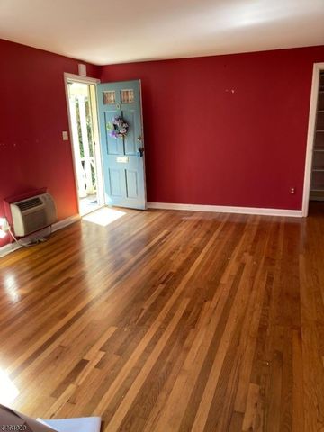 380 Main St 9, Chatham Boro, NJ 07928