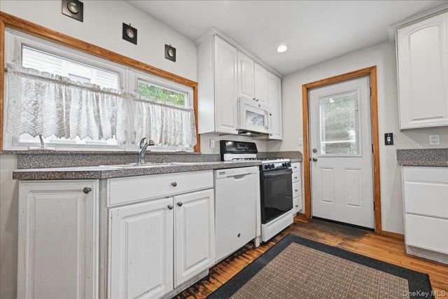 309 Frederick Avenue, Bellmore, NY 11710