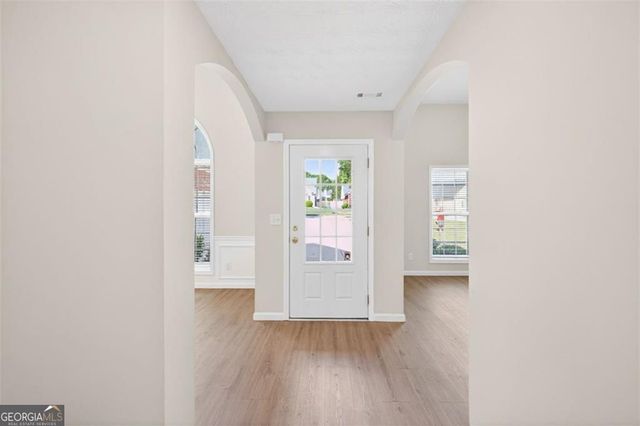 514 Grand Ashbury Lane, Buford, GA 30518