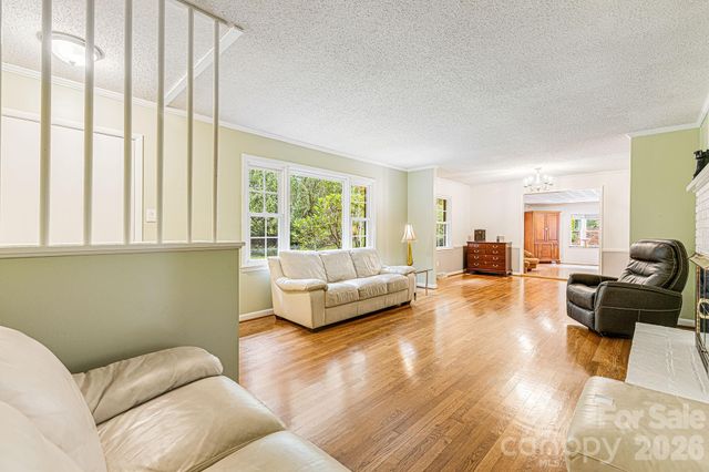 38 Westridge Drive, Asheville, NC 28803