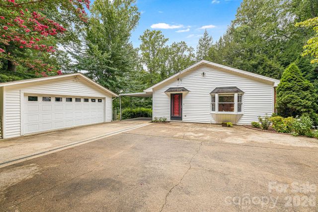 38 Westridge Drive, Asheville, NC 28803