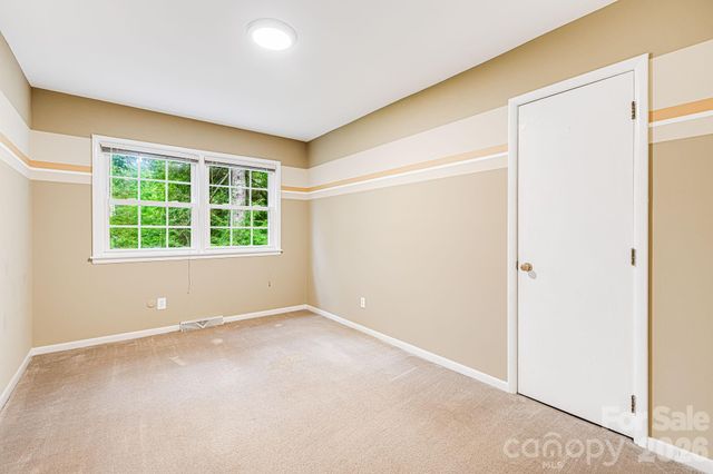 38 Westridge Drive, Asheville, NC 28803