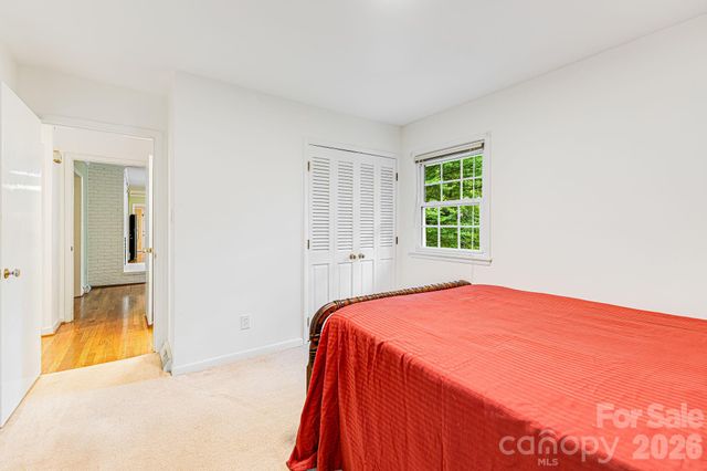 38 Westridge Drive, Asheville, NC 28803