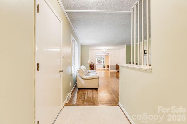 38 Westridge Drive, Asheville, NC 28803