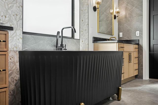 708 W KENTUCKY AVENUE, Tampa, FL 33603