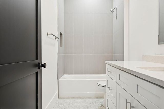 708 W KENTUCKY AVENUE, Tampa, FL 33603