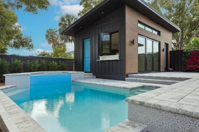 708 W KENTUCKY AVENUE, Tampa, FL 33603