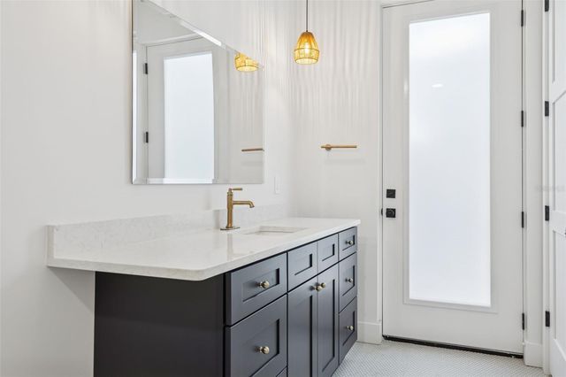 708 W KENTUCKY AVENUE, Tampa, FL 33603