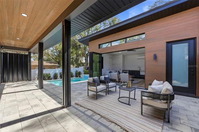 708 W KENTUCKY AVENUE, Tampa, FL 33603