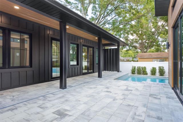 708 W KENTUCKY AVENUE, Tampa, FL 33603