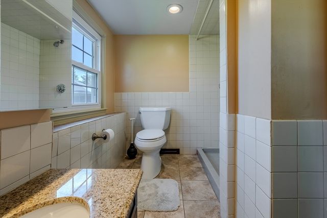 24 Worden Road, Tyngsborough, MA 01879
