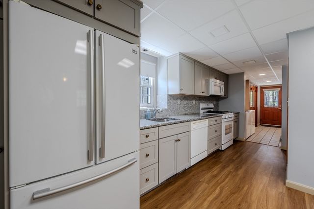 24 Worden Road, Tyngsborough, MA 01879