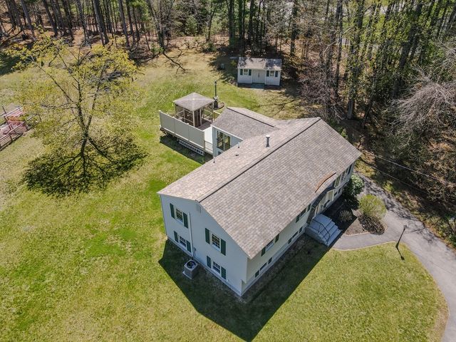 24 Worden Road, Tyngsborough, MA 01879