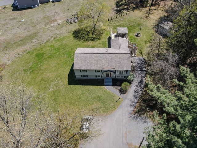 24 Worden Road, Tyngsborough, MA 01879