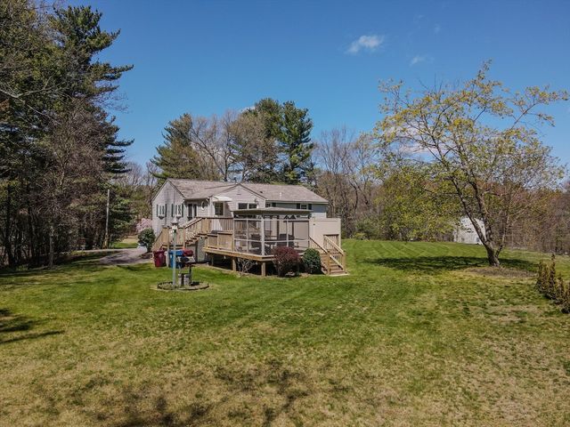 24 Worden Road, Tyngsborough, MA 01879