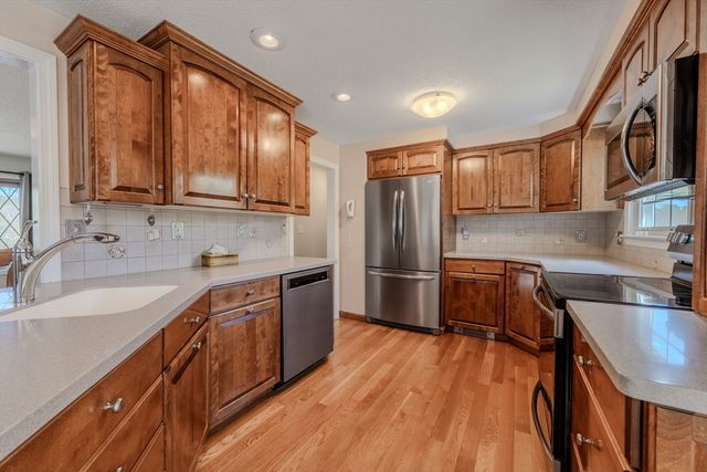 24 Worden Road, Tyngsborough, MA 01879