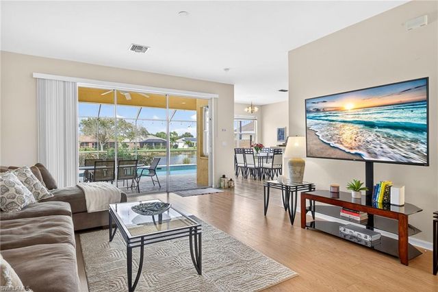 8912 Wellington Lakes CT, Fort Myers, FL 33908