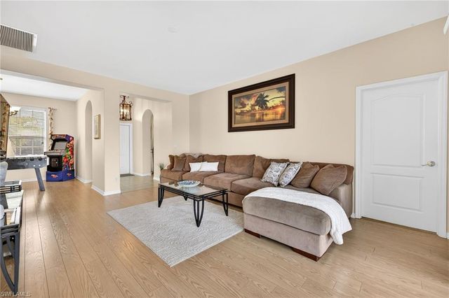 8912 Wellington Lakes CT, Fort Myers, FL 33908