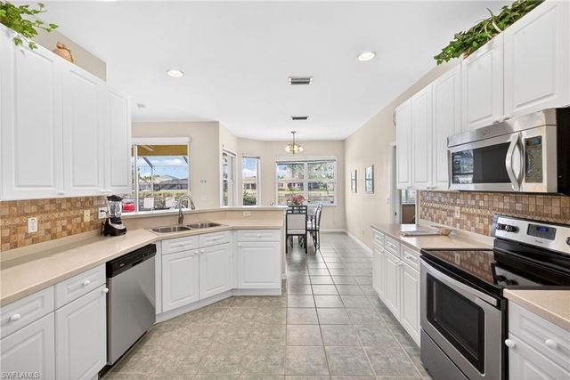 8912 Wellington Lakes CT, Fort Myers, FL 33908