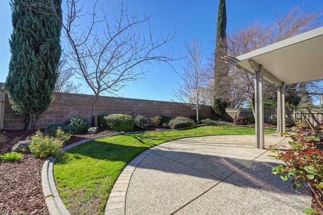 1161 Ivy Arbor, Lincoln, CA 95648