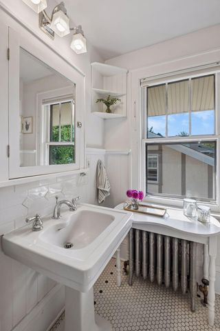 1507 Osceola Avenue, Saint Paul, MN 55105