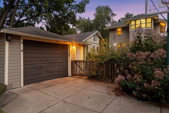 1507 Osceola Avenue, Saint Paul, MN 55105