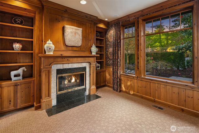 8901 NE 36th Street, Yarrow Point, WA 98004