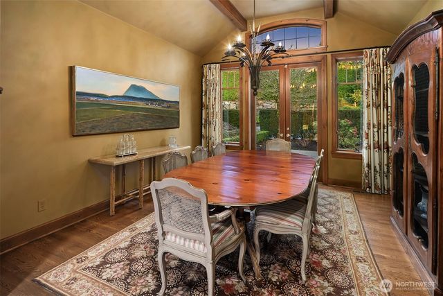 8901 NE 36th Street, Yarrow Point, WA 98004