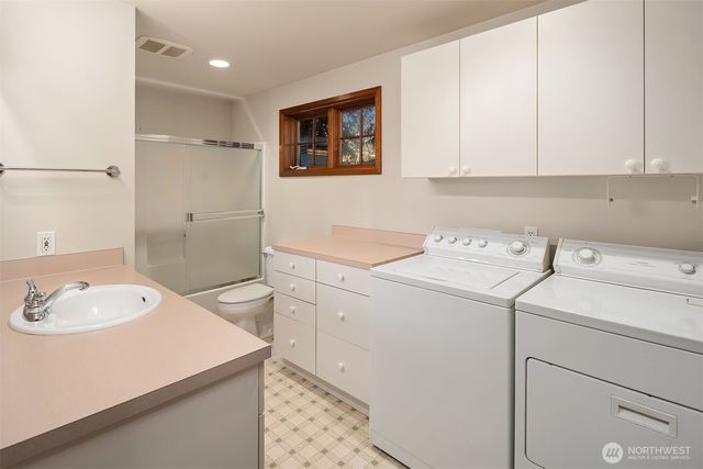 8901 NE 36th Street, Yarrow Point, WA 98004