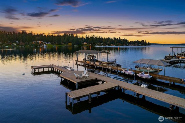 8901 NE 36th Street, Yarrow Point, WA 98004