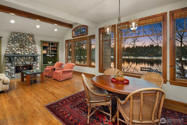 8901 NE 36th Street, Yarrow Point, WA 98004